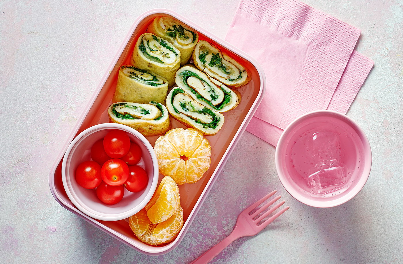 Spinach and cheese omelette roll-ups recipe
