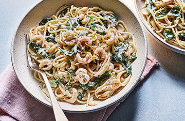 Creamy lemon and prawn spaghetti