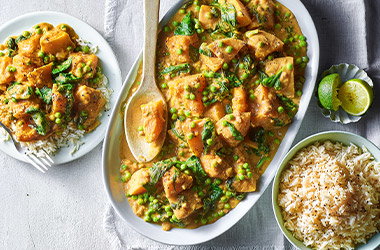 Slow-cooker satay curry