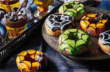 Spider web doughnuts