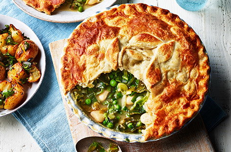 472x310 Spring greens & butter bean pot pie