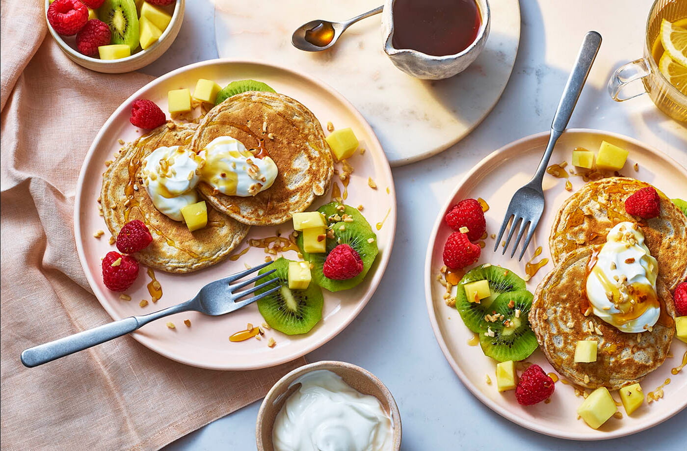 Wholemeal pancakes with yogurt and fruit recipe
