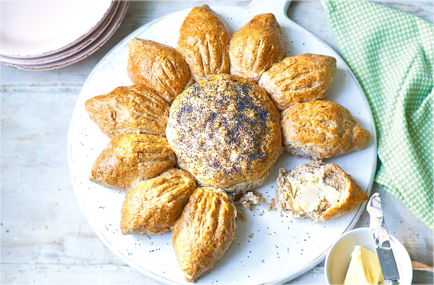 Tear and share flower bread