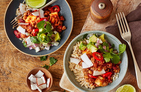 Loaded to the brim with vegetables, fruit and most importantly, wholesome taste, this vegan chilli recipe is scrumptiously good! Guests will love this meat-free alternative, which is simple to put together, ideal for family get togethers.