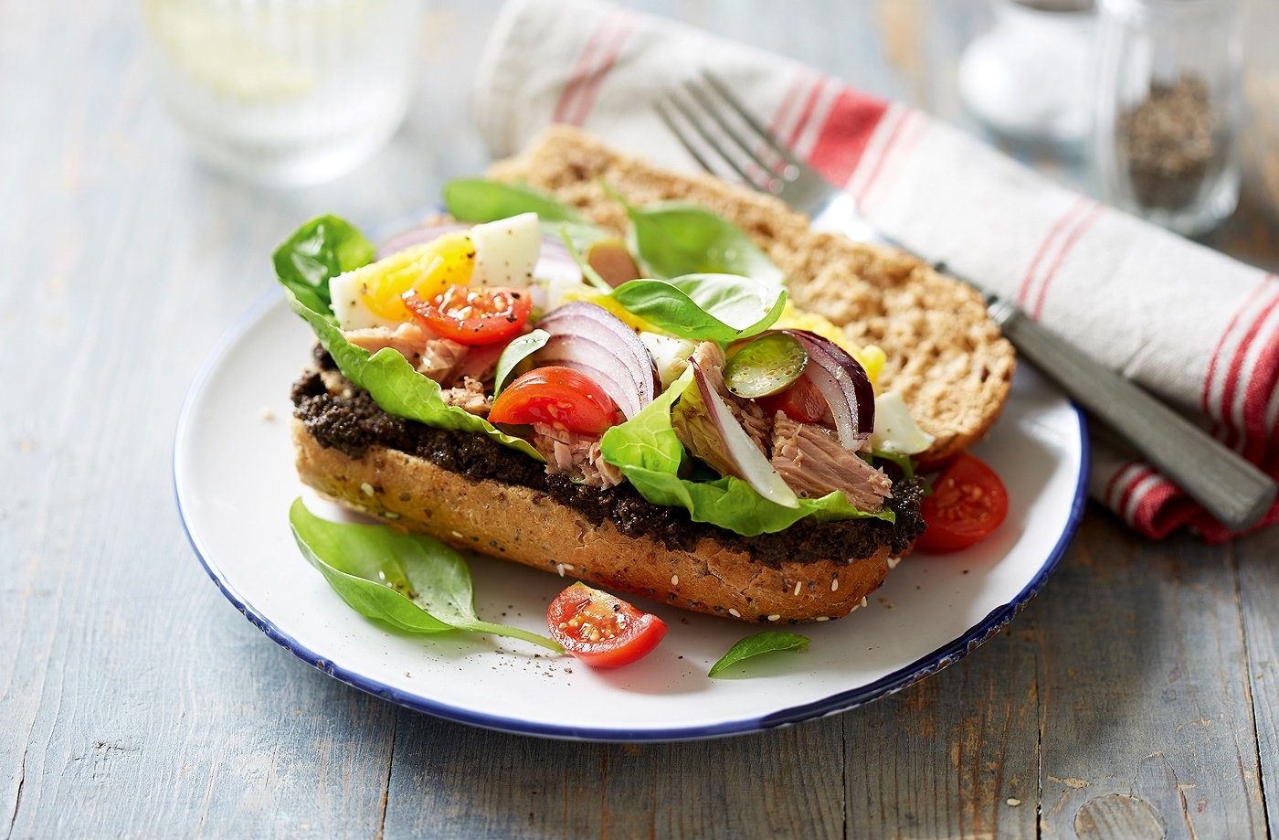 Tuna niçoise baguette recipe