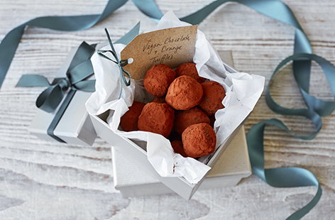 This vegan chocolate orange truffles recipe results in rich, indulgent sweet treats, perfect for a special occasion