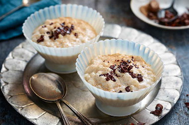 Slow-cooker star anise rice pudding